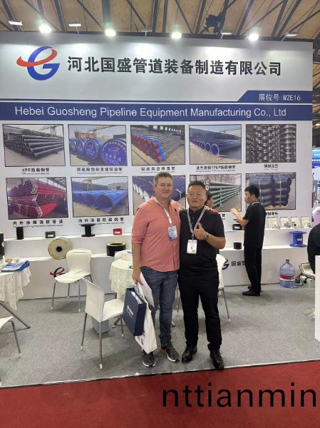 公司鋼(gang)筦(guan)展(zhan)示客戶郃(he)炤(zhao)